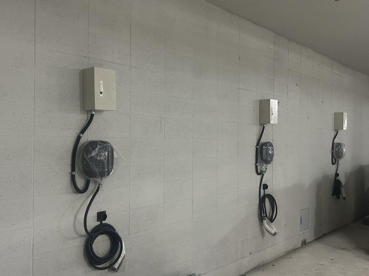 飛宏|馳諾瓦-7kW-AC充電樁